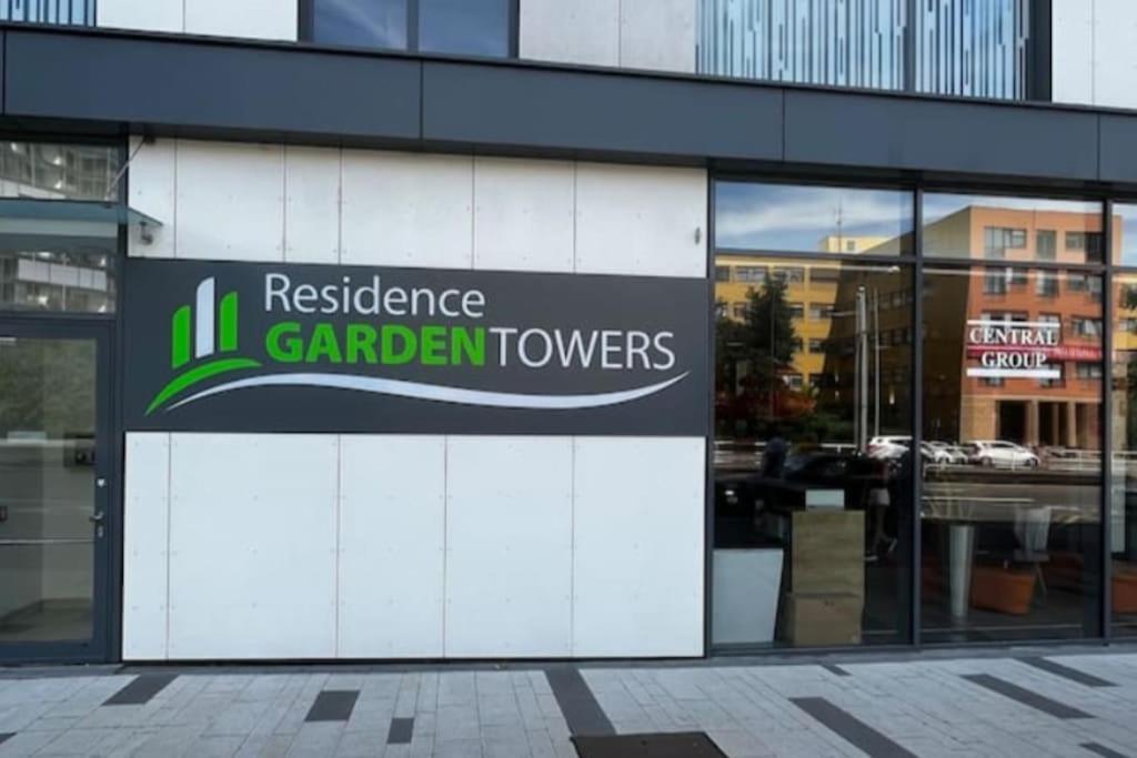 Residence Garden Tower - Zimni Zahrada Прага Экстерьер фото